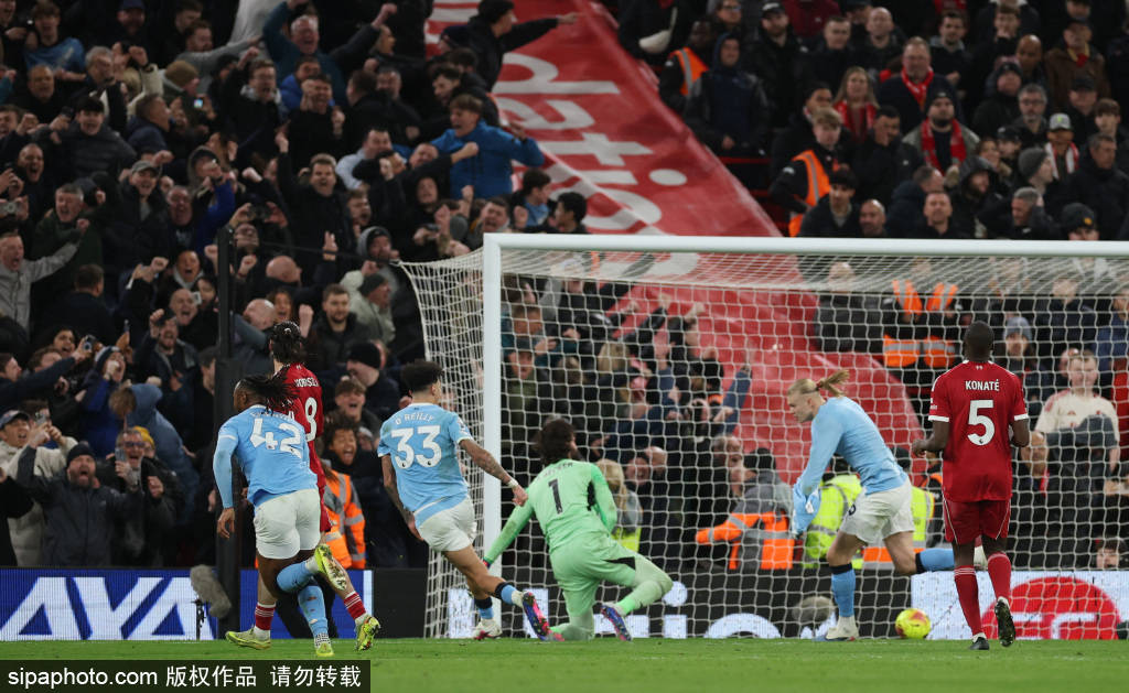 伯恩利vs埃弗顿雨燕直播